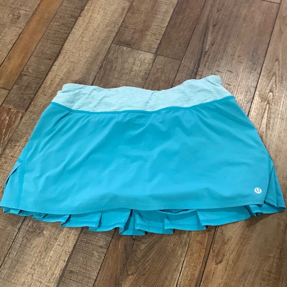 lululemon athletica Dresses & Skirts - Lululemon Blue Pace Rival Skirt